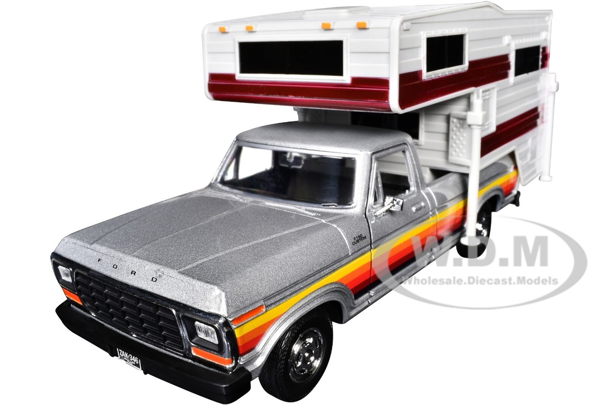 1979 FORD F-150 CUSTOM PICKUP SILVER W/CAMPER 1/24 MODEL BY