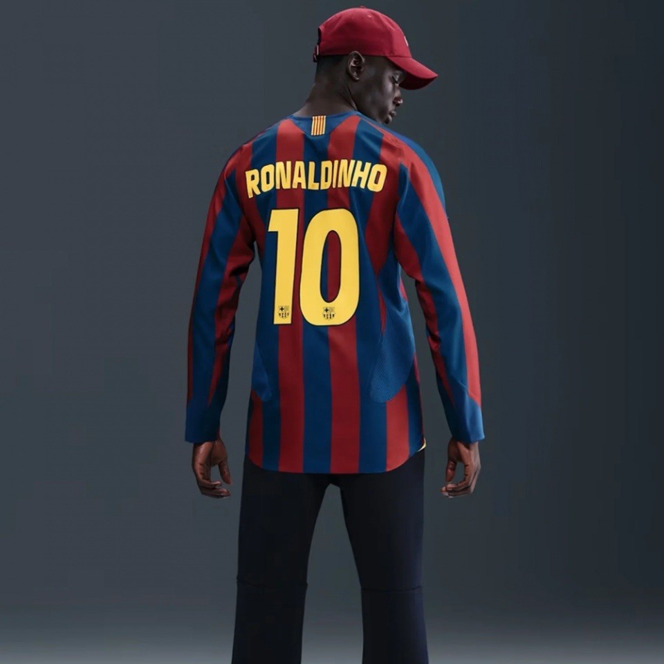 Nike FC Barcelona 05/06 長袖 175/92A Nike FC BARCELONA 05/06 REISSUE SHIRT RONALDINHO HQ1462-471 Sz XL