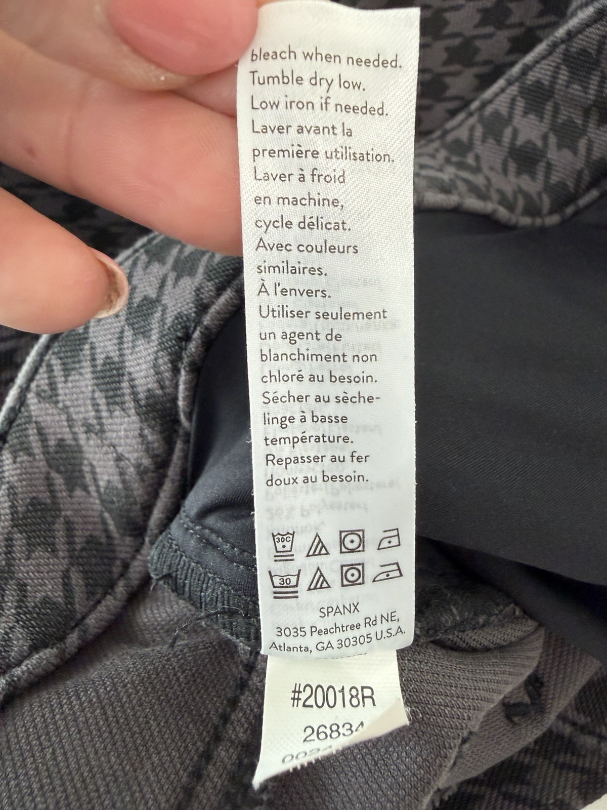 Spanx Houndstooth Patterned Leggings - image 7