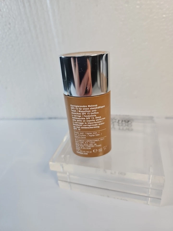 Brand new Clinique Even Better Makeup SPF 15 WN 94 chai 30ml - Image 2 of 4