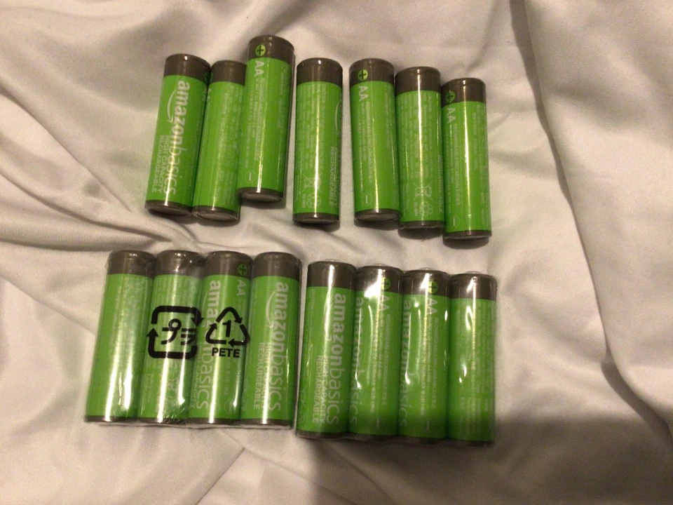 12-Pack Rechargeable AA NiMH High-Capacity Batteries 2400 mAh Recharge up to ... - Image 3 of 3