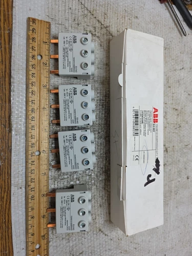 (NEW - Lot of 4) ABB S3-M2 63A / 600Vac Feeding Terminal / Power Infeed Block 
