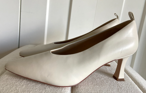NEW 7 or 9 Sharp Pointed Toe Tapered Kitten Heel Leather Pump EU 39 - Cream - 第 2/13 張圖片