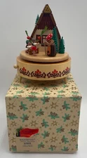 GERMAN HUBRIG VOLKSKUNST ERZGEBIRGE MUSIC BOX Hansel Gretel VINTAGE Reuge