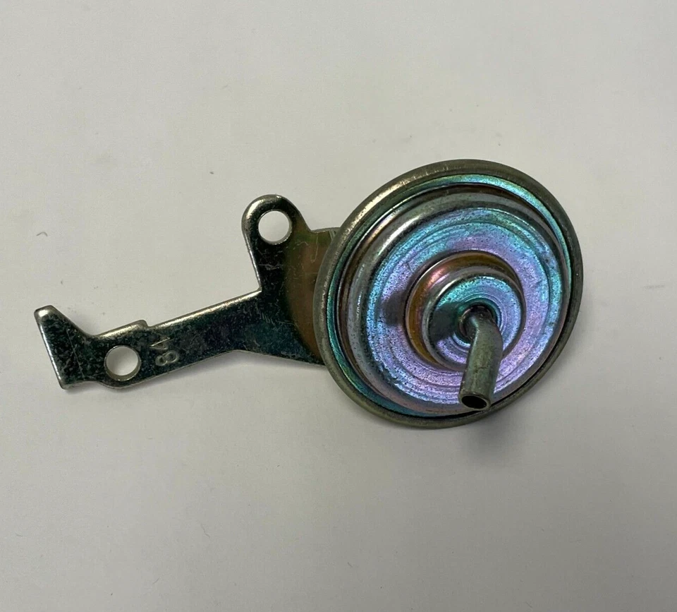 1969 - 1973 年克莱斯勒 Holley 2 枪管化油器真空隔膜 3419508 NOS。 — 第 4/4 张图片