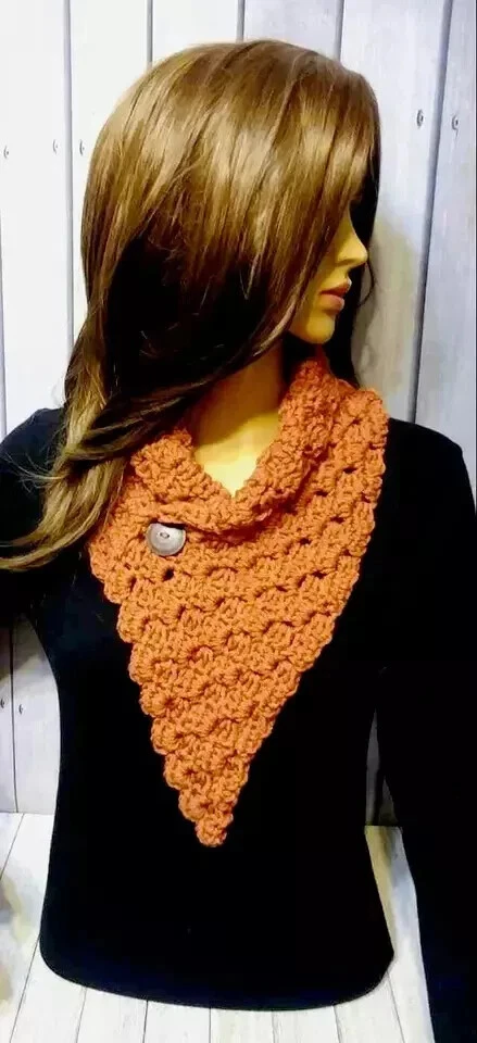crochet womans handmade scarf button cowl ginger blocks new