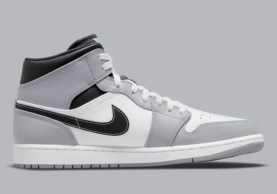 Nike Air Jordan 1 Mid Light Smoke Grey Mens Size US 7 (8.5W