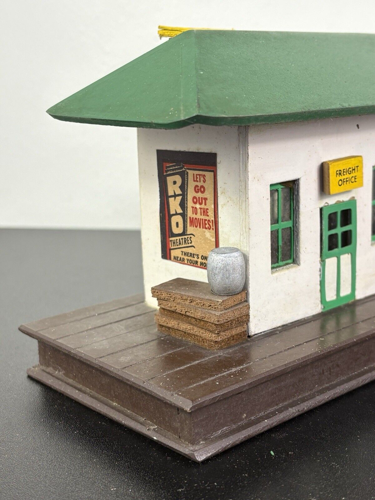 Picture 9 of 23