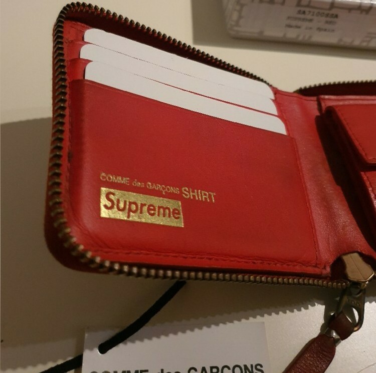 SS14 Supreme x Comme Des Garcons Polka dot wallet red CDG