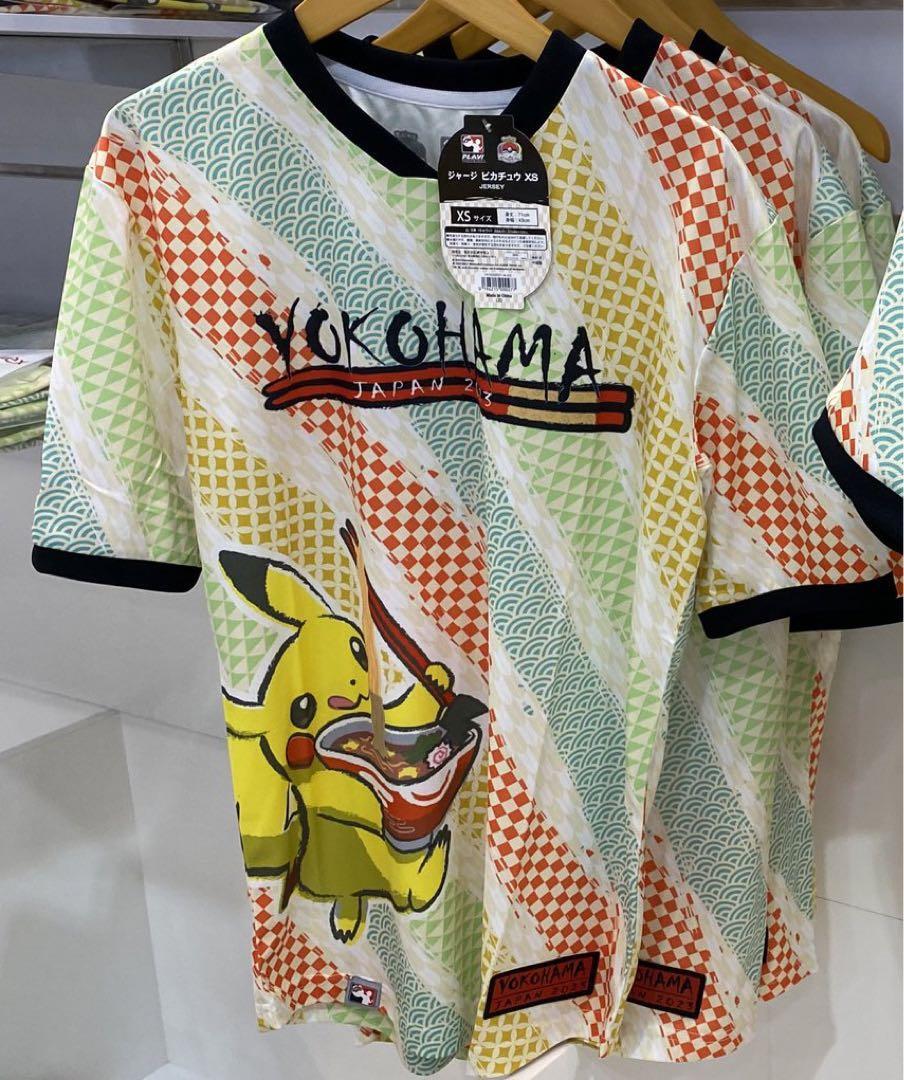 【新品未開封】FAN OF PIKACHU&EIEVUI　Tシャツ Mサイズ 新品未開封】FAN OF PIKACHU&EIEVUI Tシャツ Mサイズ Amazon