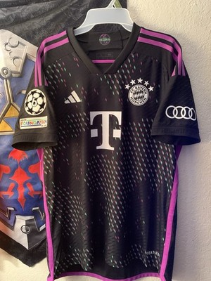 Bayern Munich 2023/2024 Away Player Version UCL Jersey Size L #Davies
