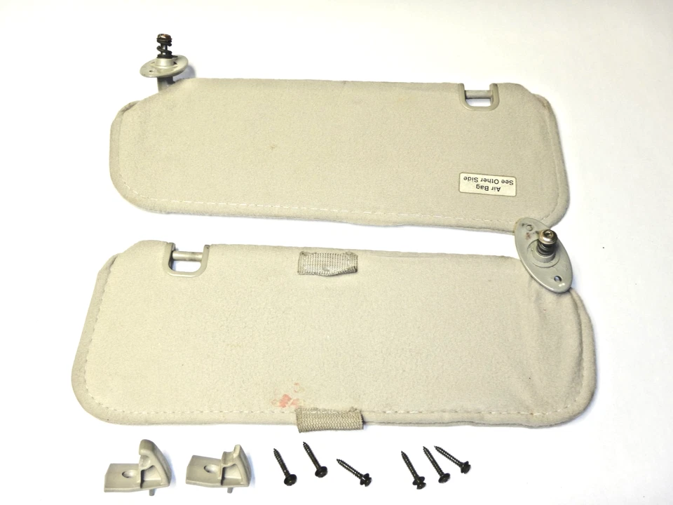 1991 1992 1993 1994 1995 Saturn SL1 SL2 SL Left Right Sun Visor Driver Passenger - Image 2 of 4