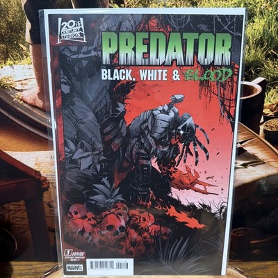 Predator Black White & Blood #1 1:25 Vicentini variant NM