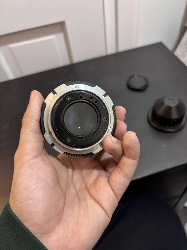 Zeiss Planar HFT 50mm f1.4 PL montaje - Super velocidad, apertura sin clic, engranajes de cine Foto 4 de 4