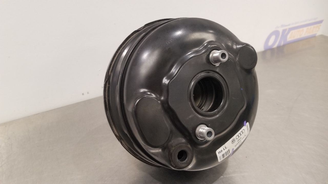 Audi R8 2008-2015 Brake booster P/N 423612105B