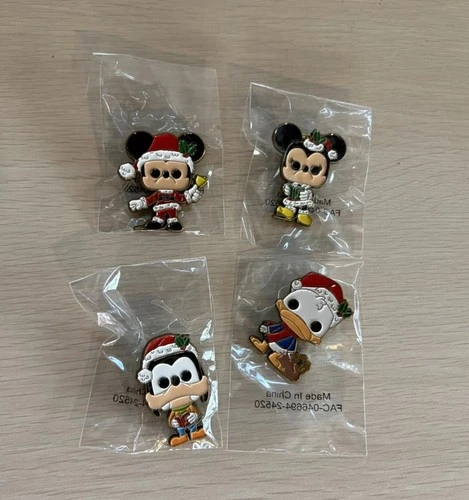 Disney Mickey, Minnie, Donald and Goofy Pins Holiday Amazon Exclusive 2020