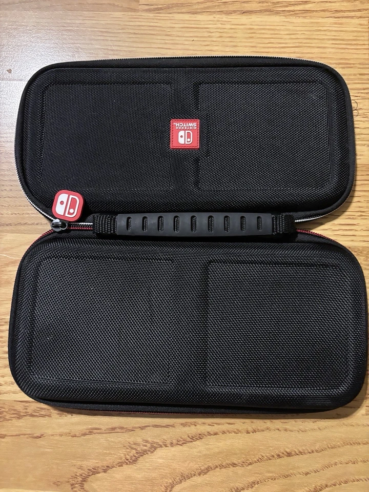 Traveler Case For Nintendo Switch - Image 4 of 4