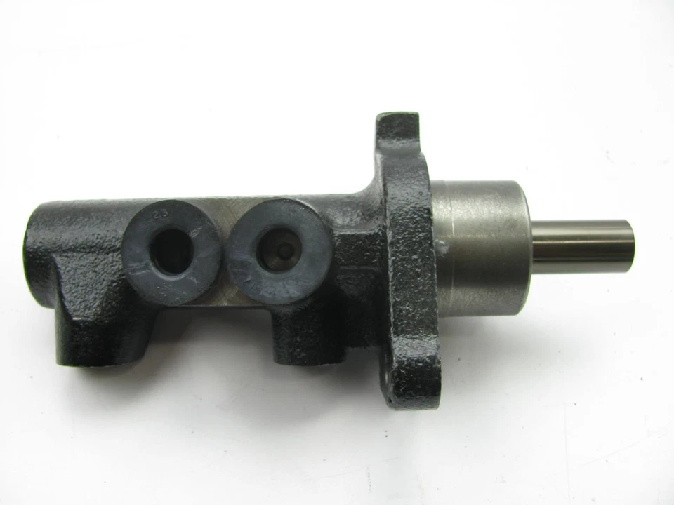 Cilindro maestro de freno Duralast NM52741 para Saab 900 1994-1998, 99-00 Saab 9-3 Foto 2 de 3