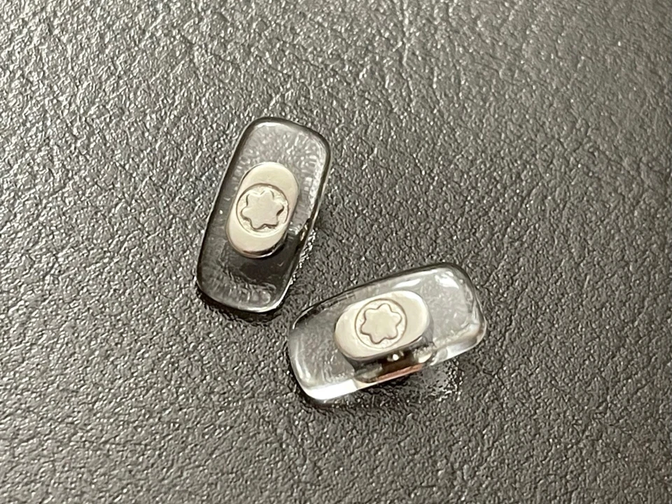 NUEVO Repuesto MontBlanc Almohadillas Nariz Atornillables para Anteojos Gafas de Sol Plateado Foto 2 de 4