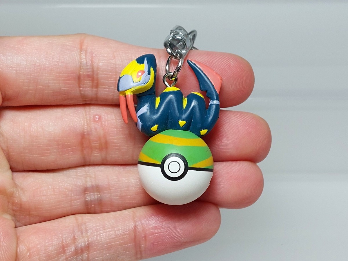 Seviper Habunake Pokemon Bell Keychain Figure Kyodo Toy Japan D03