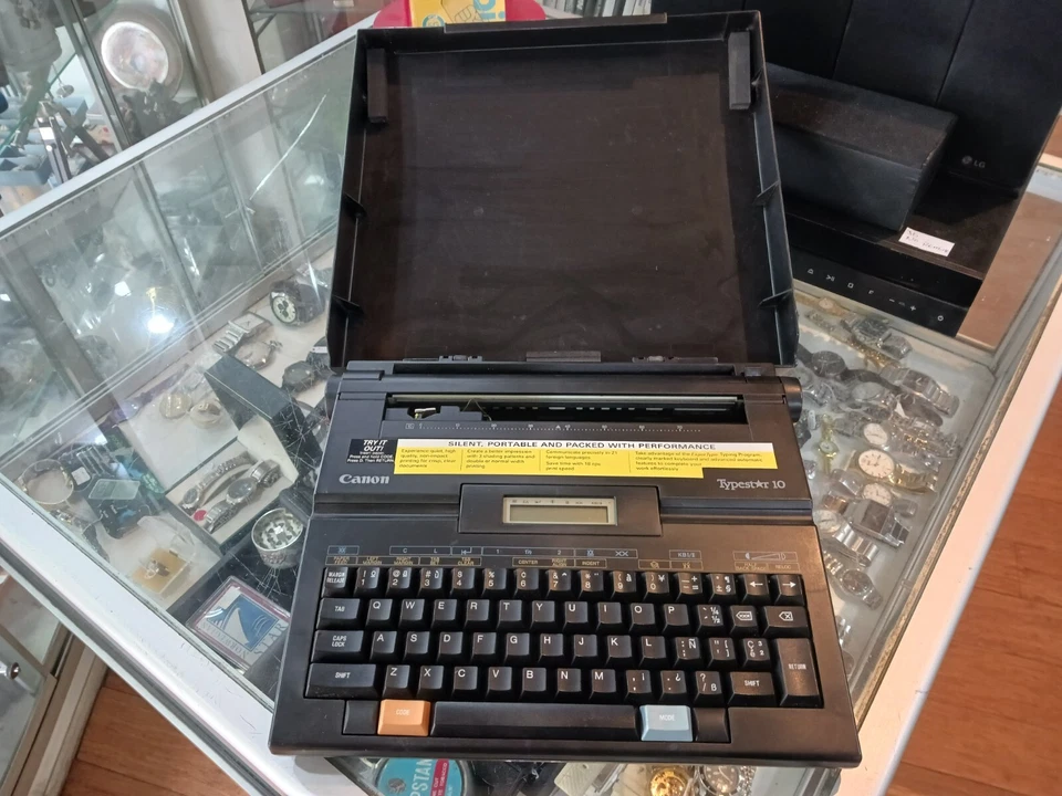 Canon Typestar 10 , Portable Electronic Typewriter , Vintage  Untested - Image 2 of 4