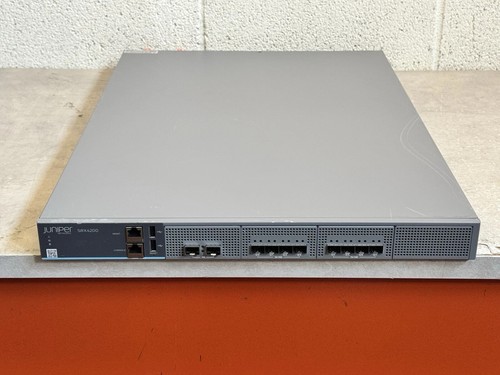 Juniper SRX4200 Services Gateway Firewall w/2XAC Power SRX4200-SYS-JE-AC - 第 1/3 張圖片