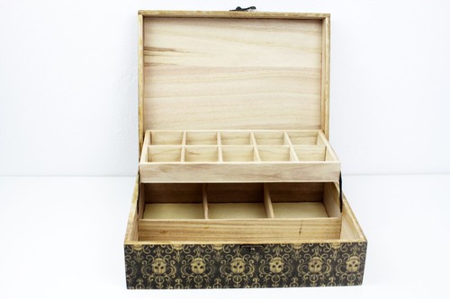 Wood handmade hinged art/craft/storage/trinket box Skulls - Picture 8 of 12