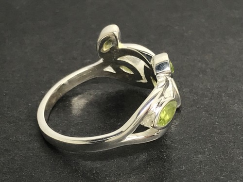 Peridot gemstone multistone ring, solid Sterling Silver, leaves, new, marquise. - Picture 3 of 10