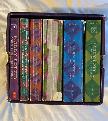 Harry Potter Paperback Box Set 1-6 JK Rowling Scholastic In Box