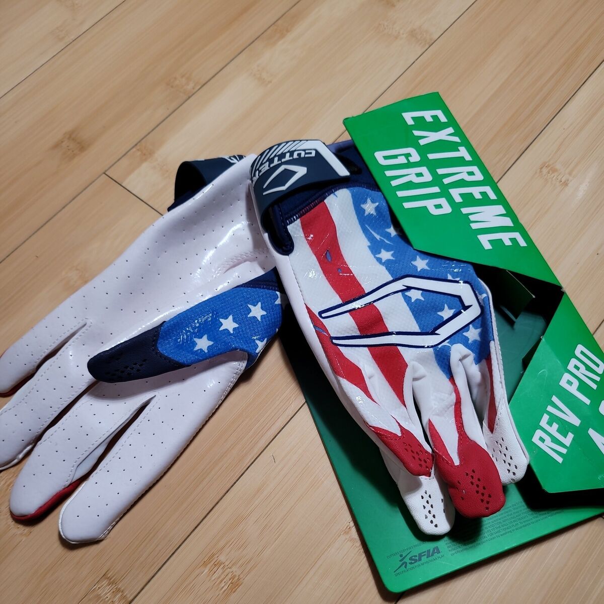 グローブ CUTTERS REV PRO 4.0 Amazon.com : CUTTERS, Rev Pro 4.0 Limited Edition Gloves