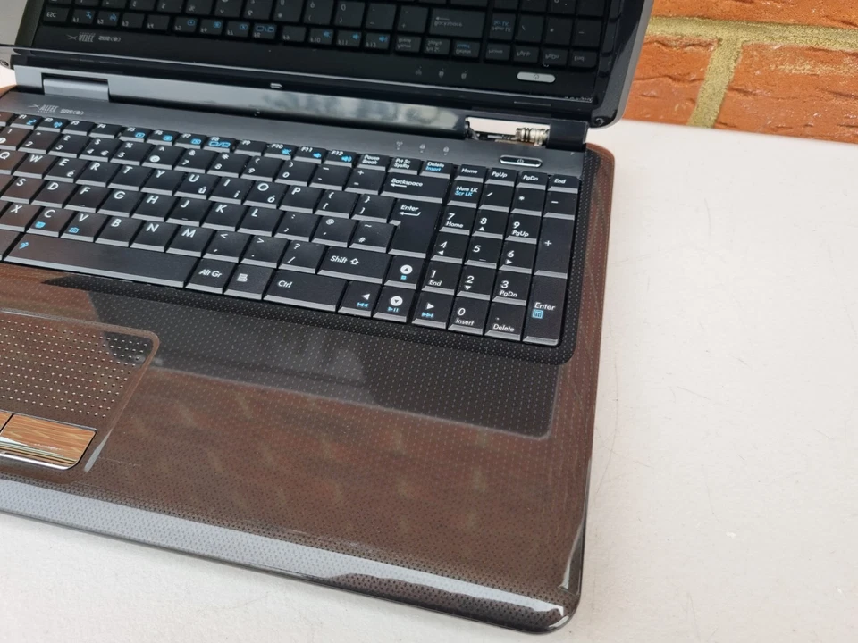 ASUS K50IN-SX149V. Processor family: Intel Core 2 Duo, Processor model: T6600 - Image 2 of 4