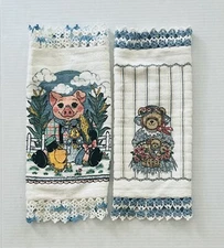 2 Vintage Decorative Dishcloths Doilies Crochet Lace Trim Farmhouse Kitsch