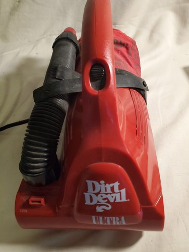 Dirt Devil Ultra Handheld Vacuum Bagged Corded Electric 120V - Tested/Works