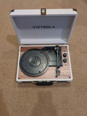 Victrola Venture Bluetooth Suitcase Record Player w/ Speakers   Oak, 3-Speed