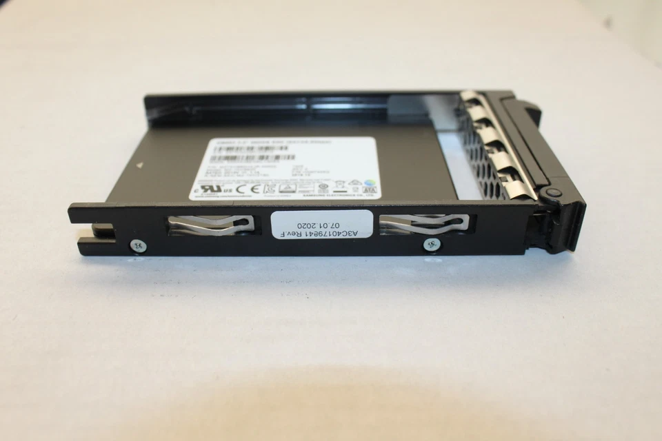 Fujitsu Primergy M4 M5 960GB SATA SSD SM883  99% ausgewiesene Rest Lebensdauer - Bild 3 von 4