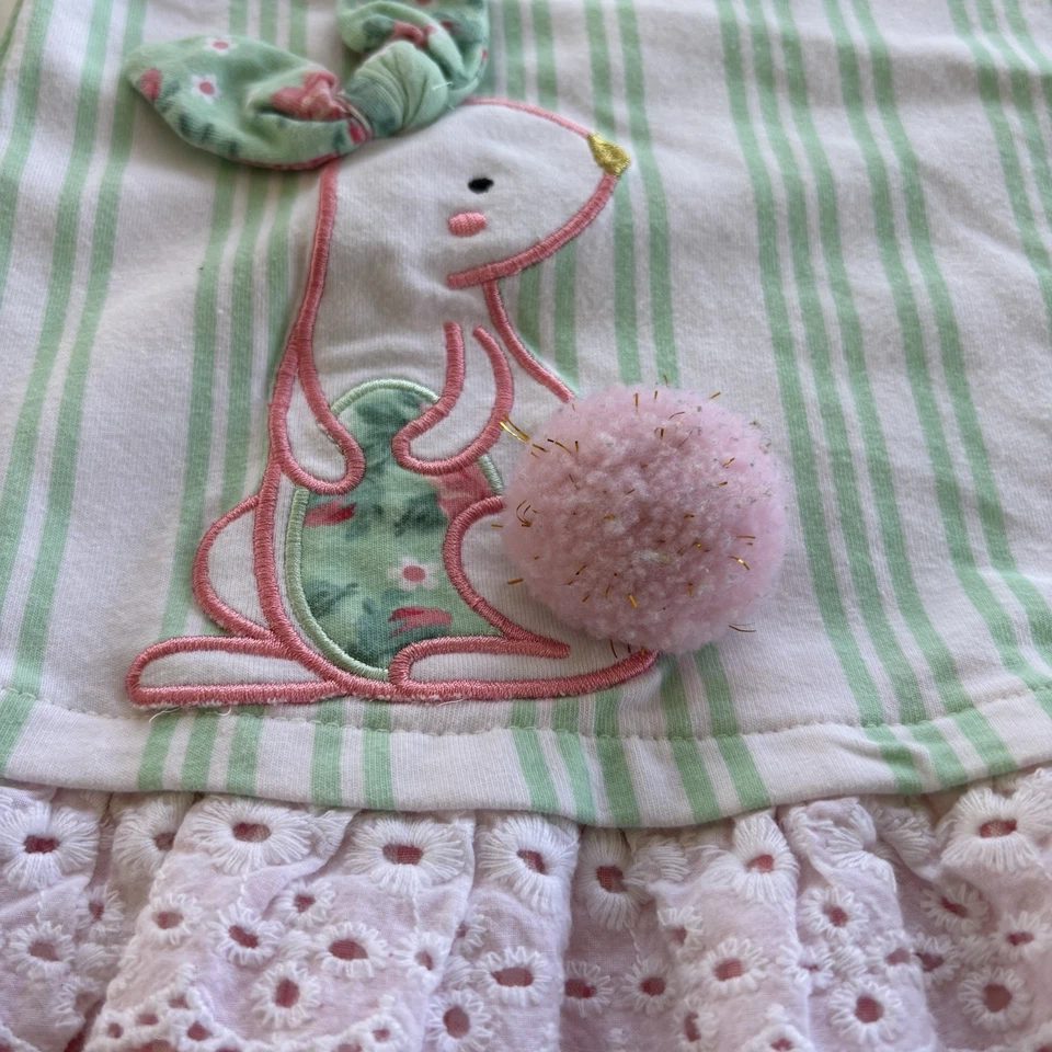 Vestido Sweet Bunny Ediciones Raras Bebé Niña 24M Cola Pom Ojales Seersucker Foto 3 de 4