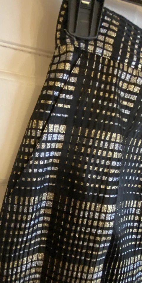 Falda plisada metálica negra/dorada/blanca vintage años 90 Christian Dior separa ~ 8 ~ excelente Foto 4 de 4