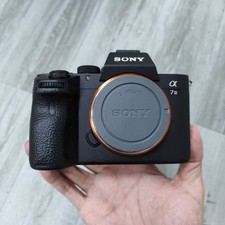 Sony Alpha A7 III 24.2MP Full-Frame Mirrorless Digital Camera Only Body -95 New