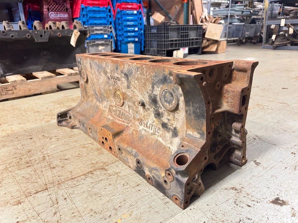 Bloque de motor original Jaguar XK150 3 1/2 litros 58-61 OEM PN VS1378-9 Foto 2 de 4