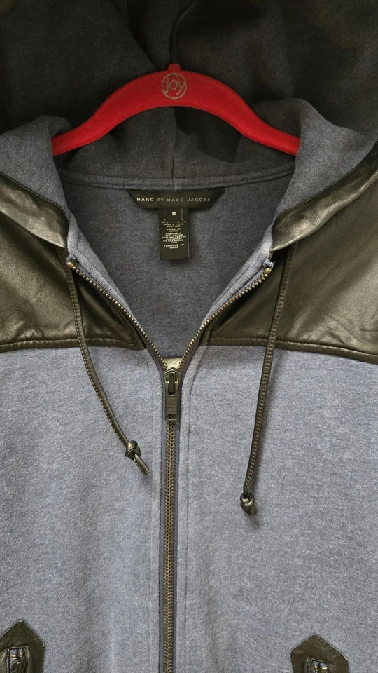 Marc By Marc Jacobs Hombre’s Azul Marino y Negro Cremallera Sudadera con Capucha de Cuero Foto 2 de 4