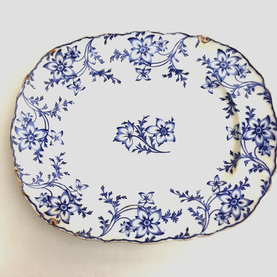 Antike Minton große Fleischschale Platte blau Fluss im Anemonen Design um 1850
