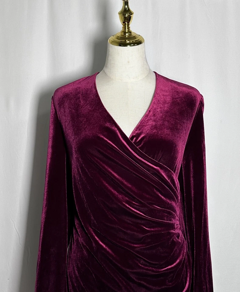 Vestido Alex Marie 22W ceñido al cuerpo manga larga terciopelo rojo caoba nuevo con etiquetas $188 Foto 2 de 4