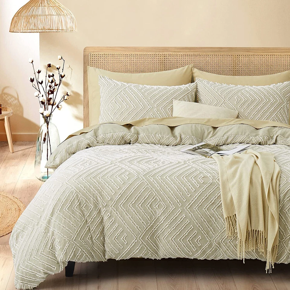 Chic Boho Jacquard with Tufted 3Pcs Duvet Cover Set Microfiber King Bedding - Image 2 of 2