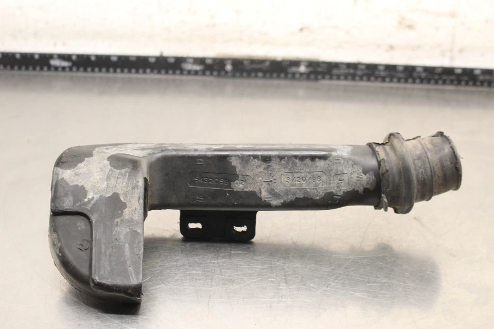 1996 Polaris скремблер 400 4 x 4 воздухозаборник впускной воздуховод трубка A351 - Изображение 3 из 4