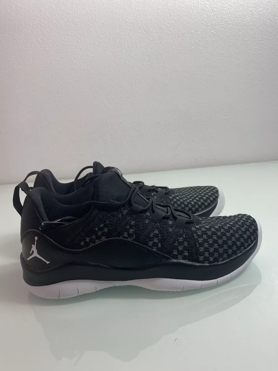 Jordan deca fly sale