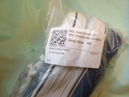 NUEVAS Tenis Para Mujer NoraCora Azul Profundo Estampado Denim EE. UU. 9.5/40 - Imagen 5 de 5