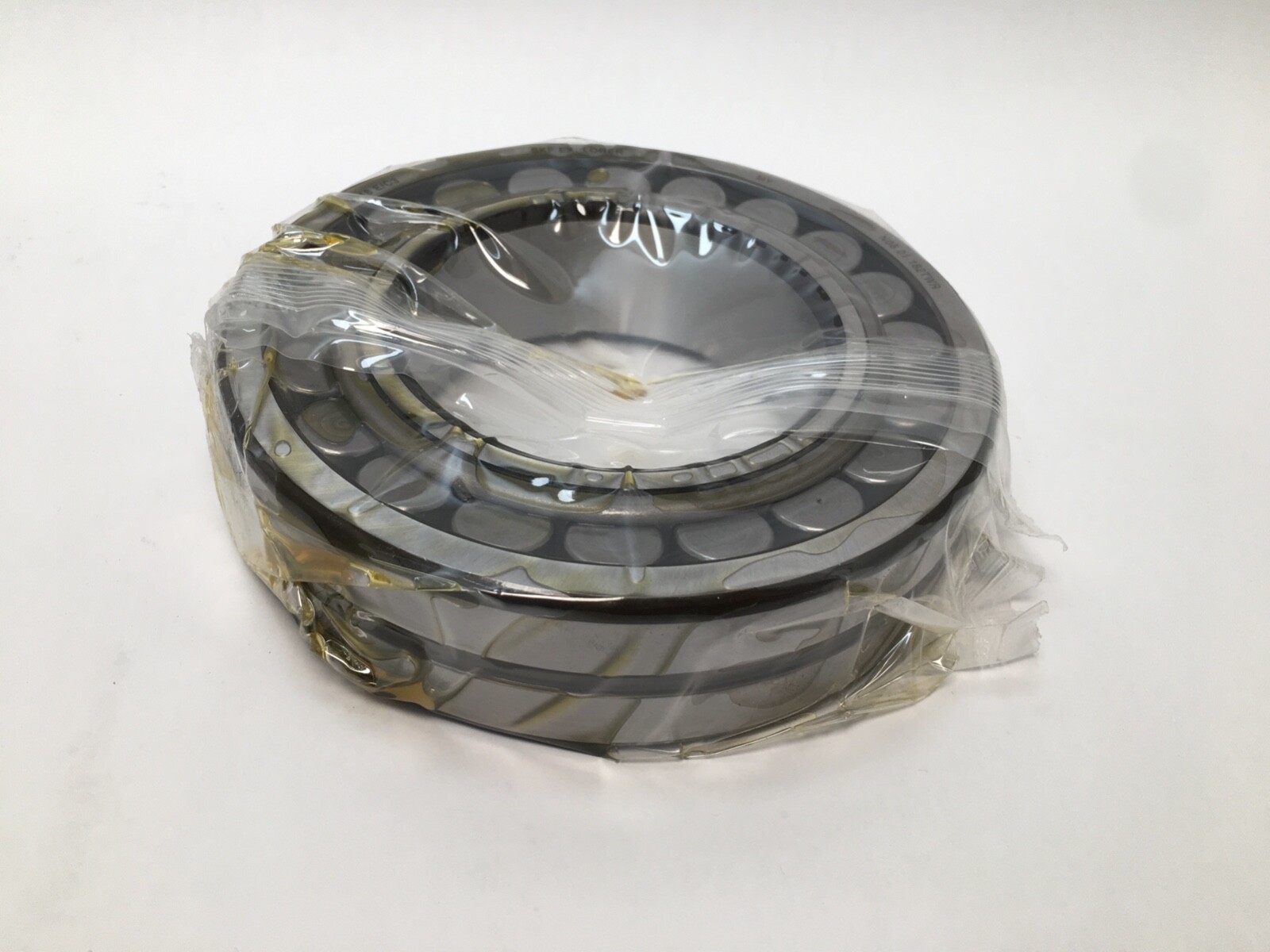 SKF 22218E/C3 Spherical Roller Bearing 90x160x40 mm 22218E C3 EC3