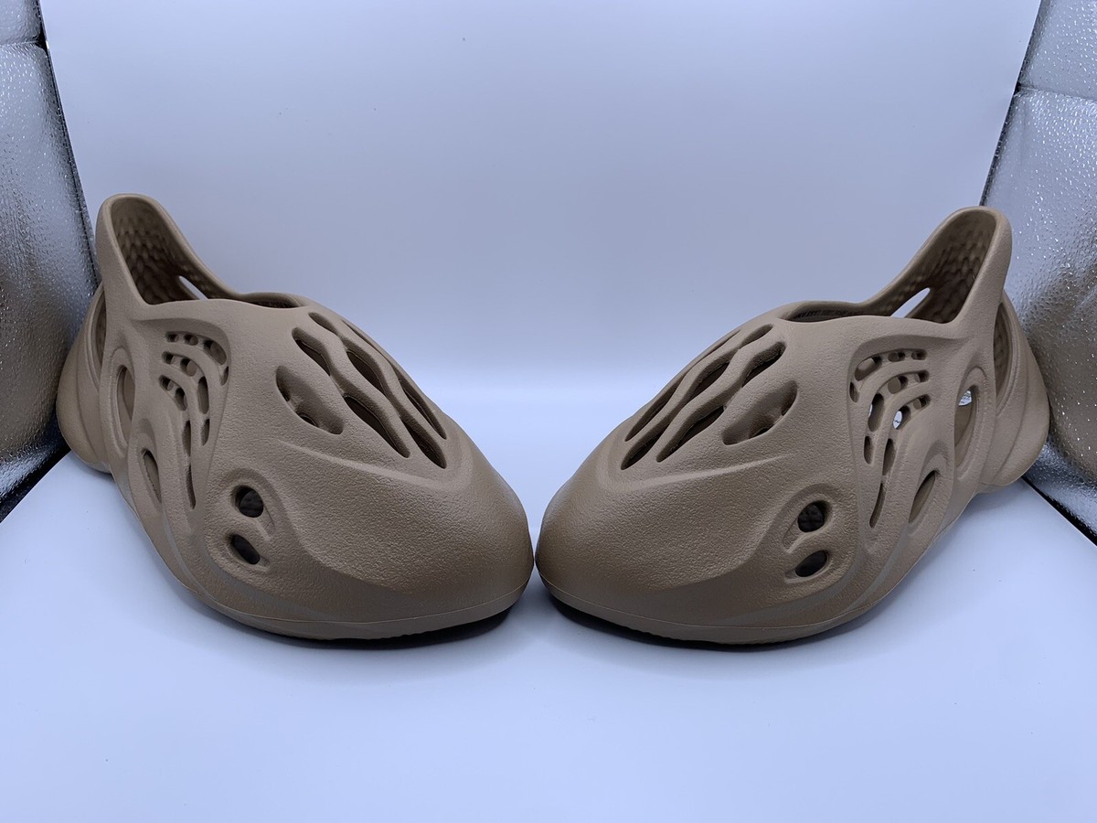 [US 9] adidas YEEZY FOAM RUNNER CLAY TAUPE YZY RNR Slipper Slides Shoes GV6842 Yeezy Foam Runner Clay Taupe | GV6842 | Laced main image 3