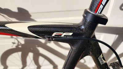 2005 Pinarello F4:13 58 cm Carbon Fiber Full CAMPAGNOLO FSA Bike 
