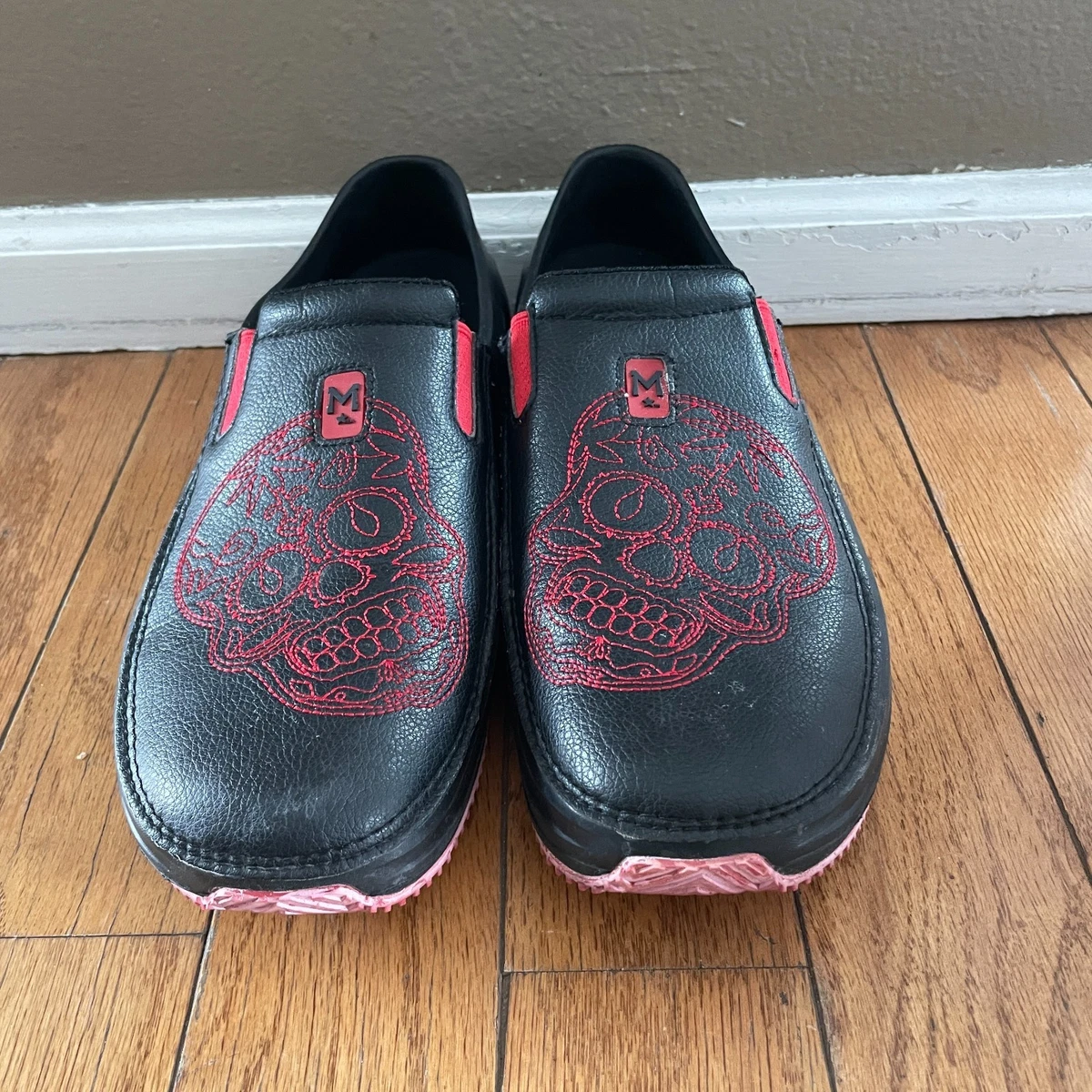 Mozo Chef Shoes Men\'s Size 10 Black Red Embroidery Rubber Side Ventilation Amazon.com: MOZO Slip-Resistant Chef Shoes for Men  main image 2